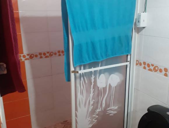 EN PUYO PASTAZA, SE VENDE UNA CASA