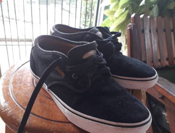 Tenis vans numero 38.5 