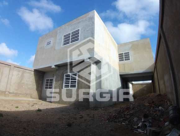 Casa En Obra Gris En Puerta  Maraven SGC-407