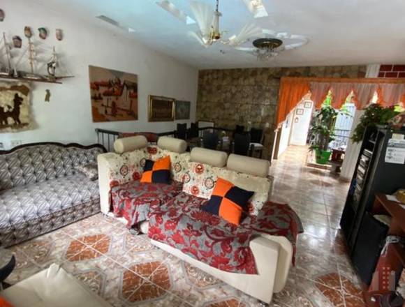 CASA BIFAMILIAR EN VENTA, SALOMIA, NORTE, CALI