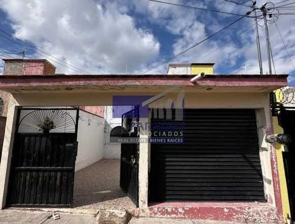C108 Casa en venta en Villas de Santiago Querétaro