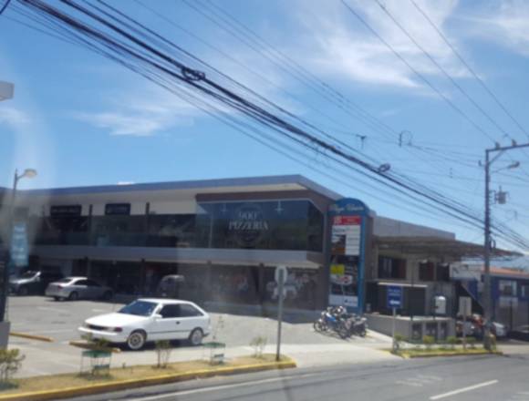 Plaza Comercial en Tres Rios en Venta 