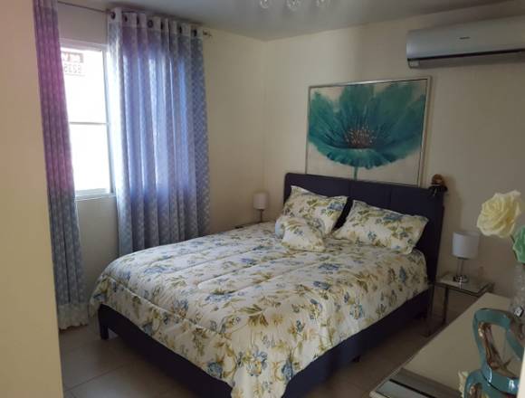 VENDO CASA EN PANAMA, ARRAIJAN, PLAYA DORADA