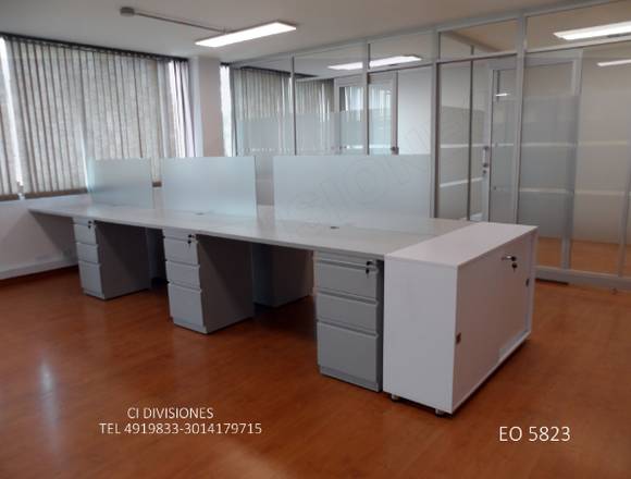 Escritorios oficinas y call center