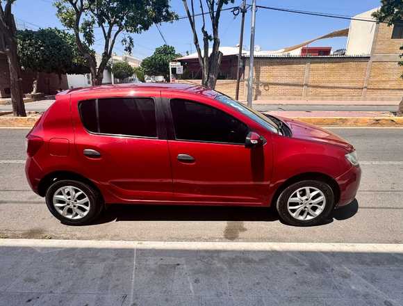 Renault Sandero 2017