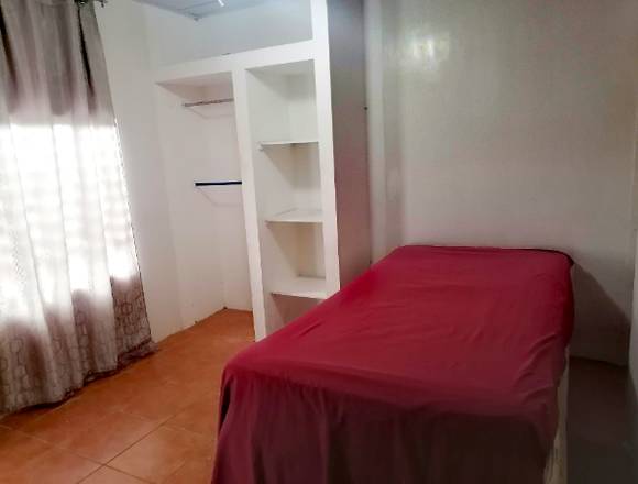 Alquilo hetmasa habitación con baño privado 