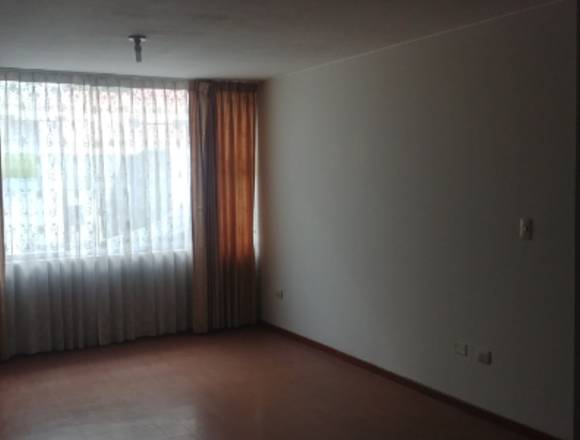 Vendo departamento 1er piso 110 m2 Cerro Colorado