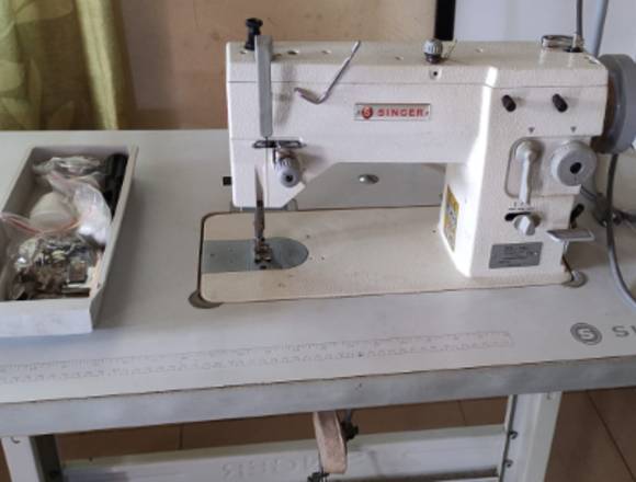 maquina industrial singer 20U-105C