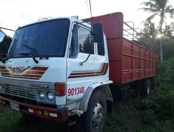 se vende camión Toyota Hino FF 