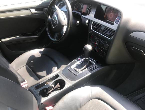 AUDI A4 DEL 2010 en muy buen estado 