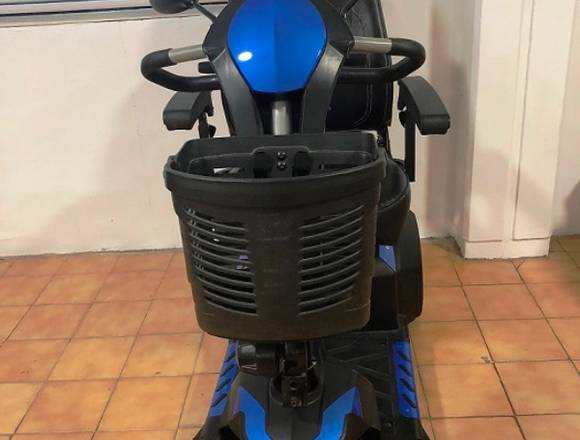 Moto de Paseo Scooter a batería Automática 