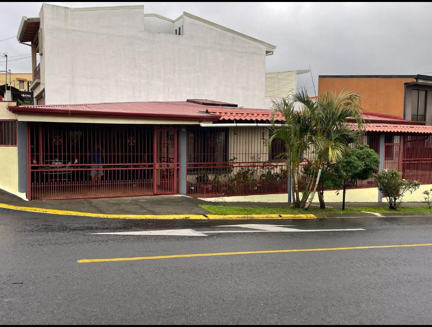 VENTA CASA HERMOSA, RESIDENCIAL BORUCA, BARVA