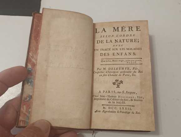 LIBRO DE MEDICINA ORIGINAL Y ANTIGUO DE 1772