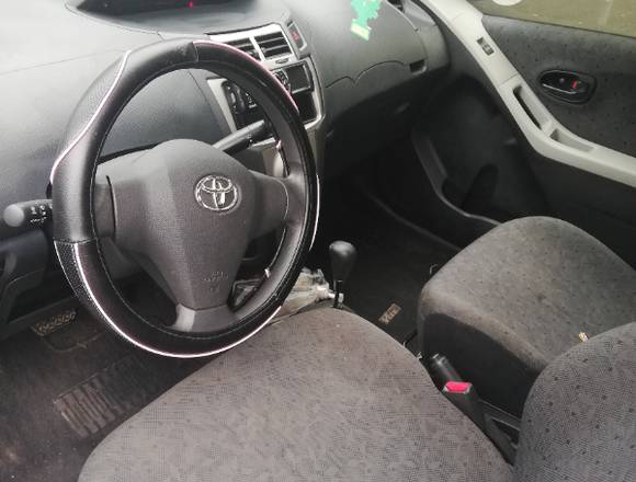 Toyota Vitz 2011 Full