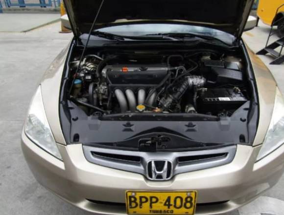 Vende hermoso carro honda accord