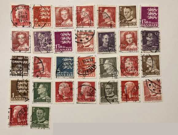 Lot of 30 stamps from Denmark in used- varied