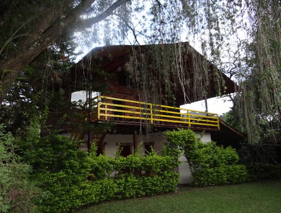 CASA CAMPESTRE EN ARRIENDO: Malacatos - Vilcabamba