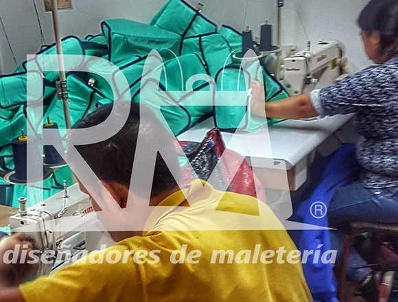 Fabricación de Mochilas para Empresas en Quito