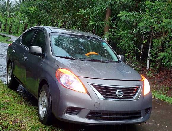 VENDO NISSAN VERSA 2012