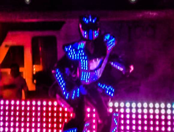 Robot Led Show / Fiestas, XV años Bodas  