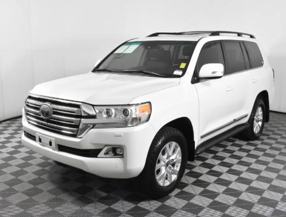 TOYOTA LAND CRUISER 2015