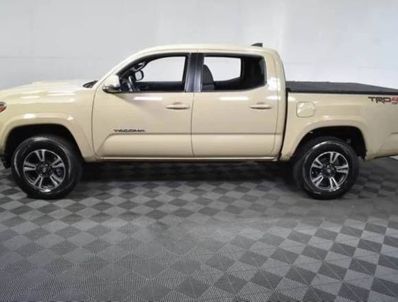 TOYOTA MODELO TACOMA 2017