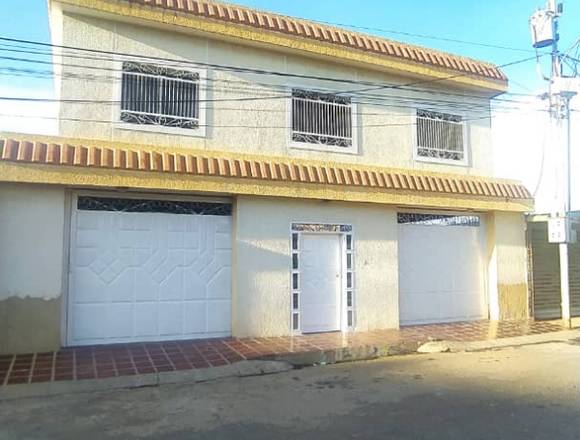 Casa 3 en una sector Los Modines    Zona Oeste 