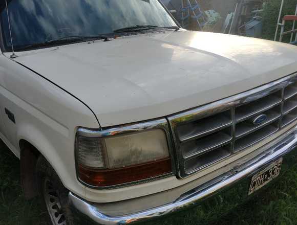 Pick up F100 , con mudancera  