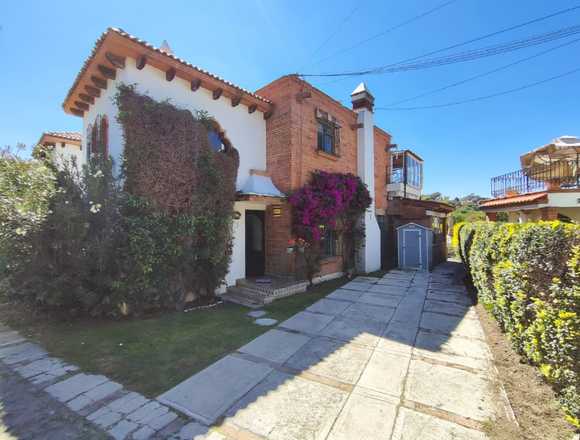CASA COLONIAL CON ALBERCA COMÚN EN TEQUISQUIAPAN