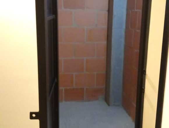 Una o dos bodegas y/o depósitos en arriendo.