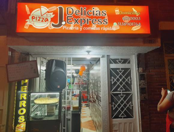 se vende pizzeria y comidas rapidas