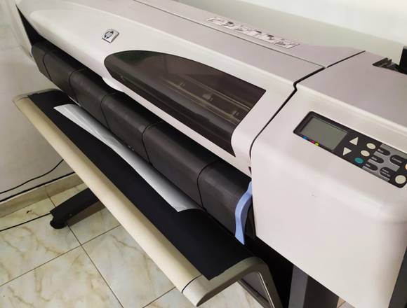 PLOTTER HP 500-42" IMPRESIÓN PARA INTERIORES.