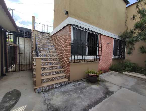 Apartamento en Renta en Lomas del Norte Zona 17