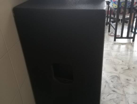 VENTA AMPLICADOR SONIDO Y PARLANTES