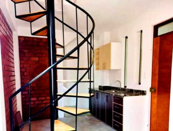 Alquilo Departamento Duplex / Disponible.