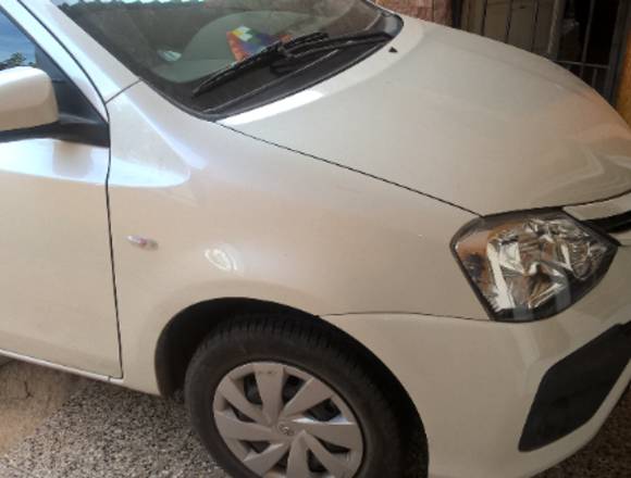 TOYOTA ETIOS 29000 kms