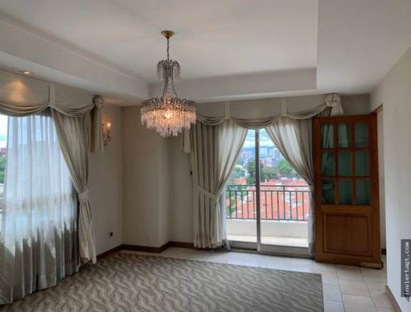 Vendo Penthouse en zona 10 Ref-1932