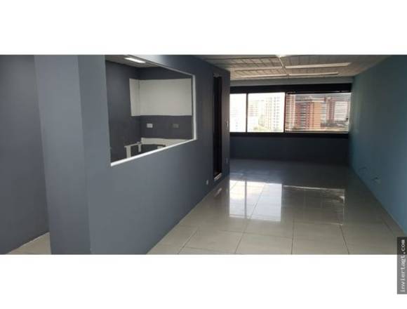 Rento Oficina en torre 1, en zona 10 Ref-1629