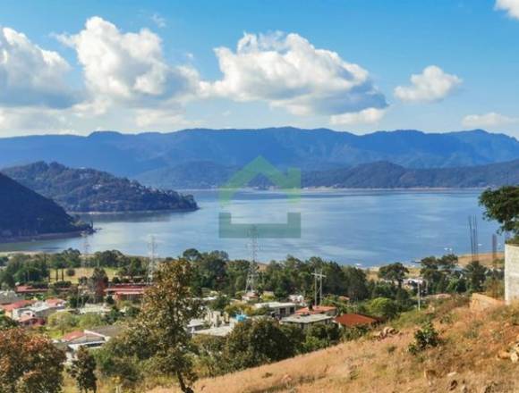 TERRENO EN VENTA CON VISTA AL LAGO EN VALLE DE BRAVO