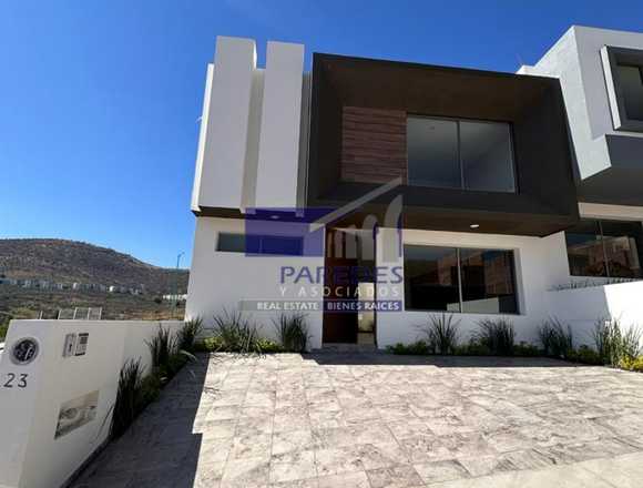 C131 casa en venta en cañadas del Bosque