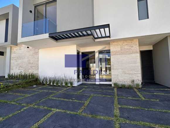 C111 Casa nueva en venta en Rincón de la Montaña