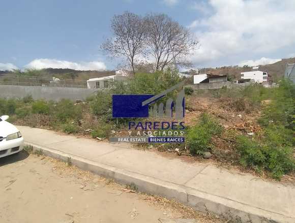 T512 Terreno en venta en Vaso de Miraflores 