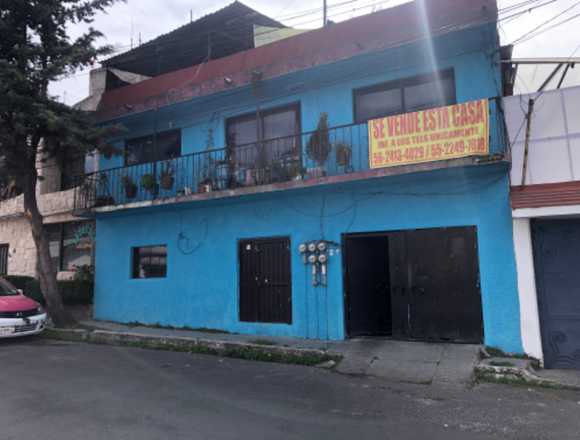 Casa en venta para construir departamentos .