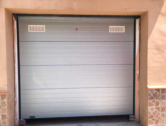 Puertas de garaje automáticas 