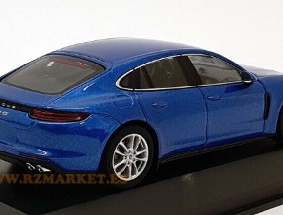 PORSCHE PANAMERA 4S 2016