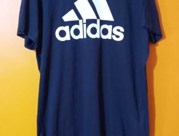 Polera Adidas , hombre L