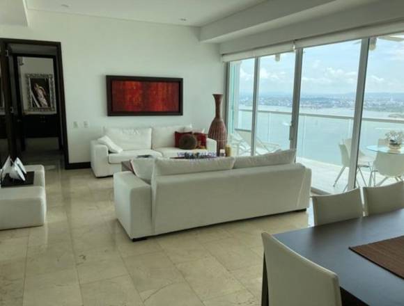 Apartamento en Bocagrande, Edificio Grand Bay