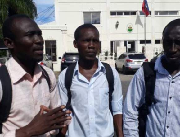 BUSCO INSTRUCTORES  DE FRANCES HAITI