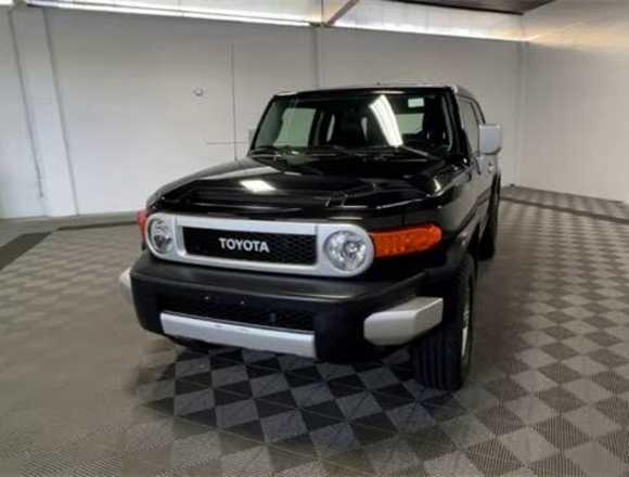 TOYOTA FJ CRUISER AÑO 2011