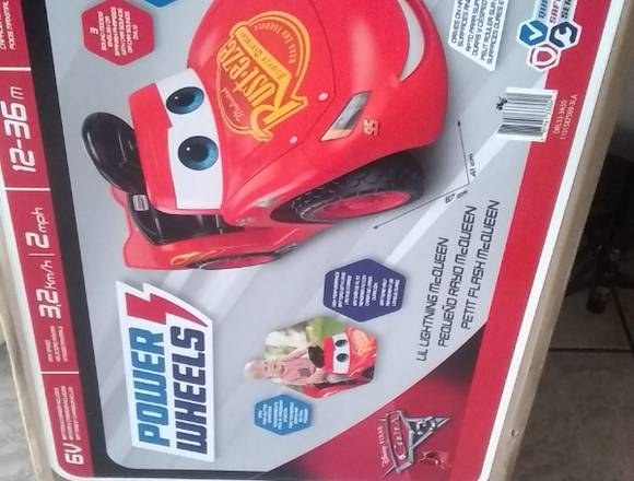 Power Wheels Rayo McQueen pequeño